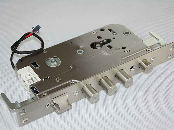 海原24小时上门开锁公司